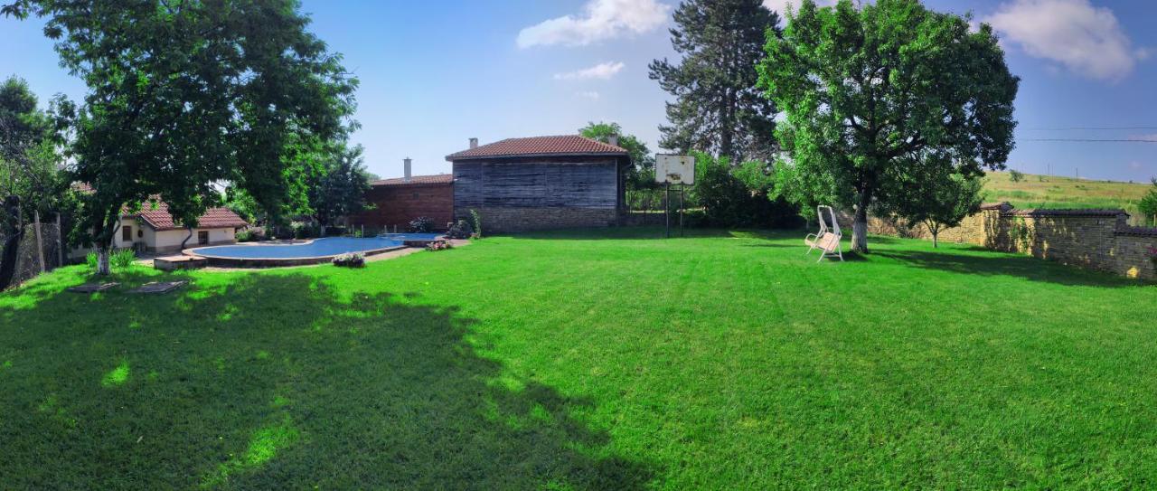 Villa Хаджикольовата Къща Medven Exterior foto