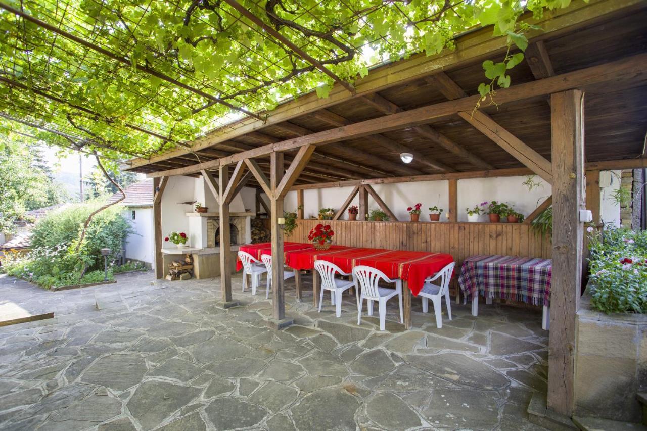 Villa Хаджикольовата Къща Medven Exterior foto
